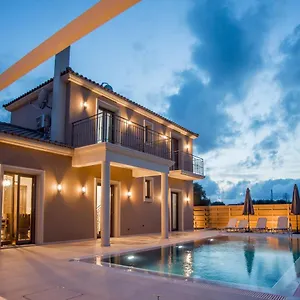 Luxury Chrisi Villa Svoronata